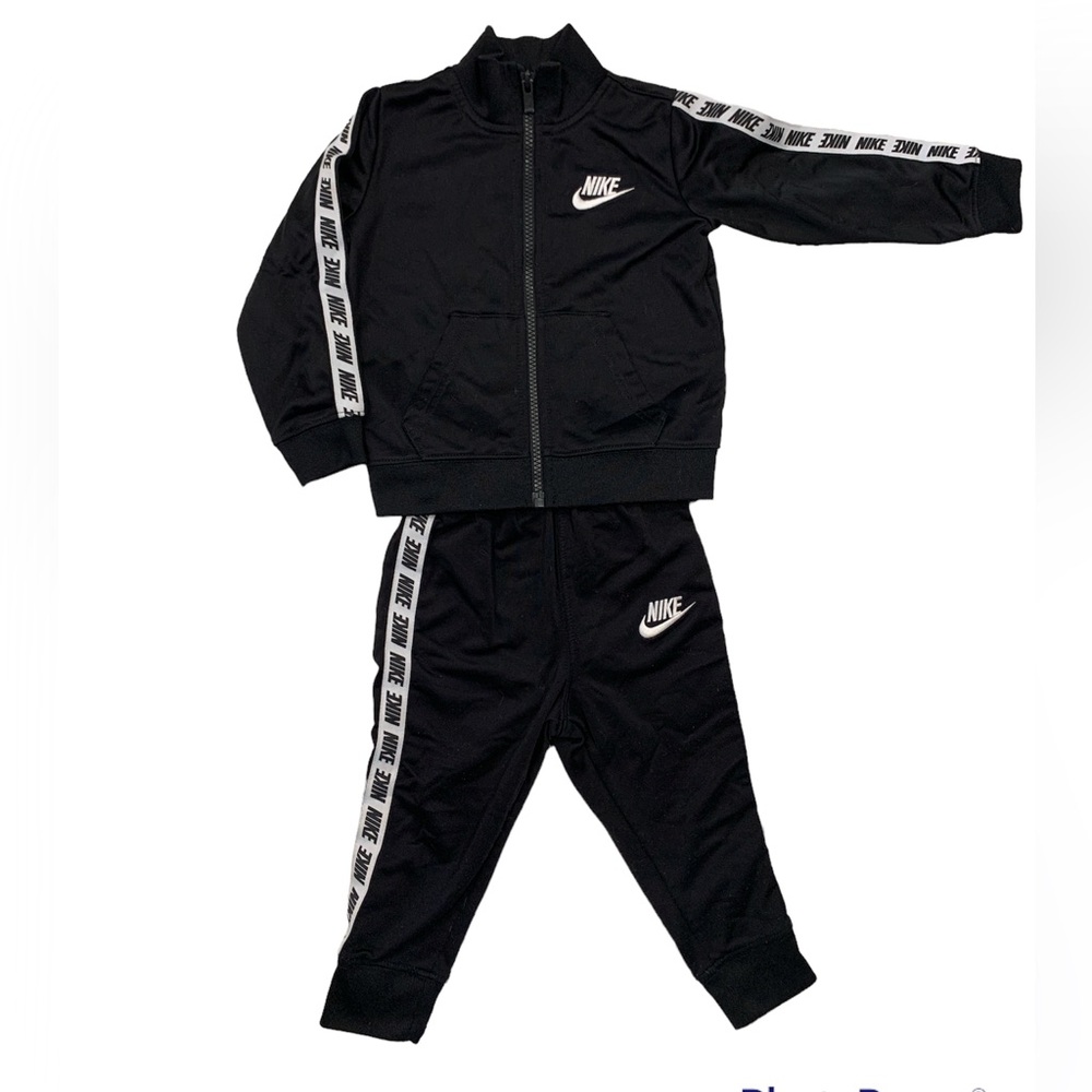 Nike tracksuit 24M